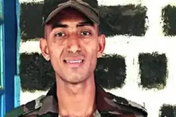 எங்களுக்கு ஒரே மகன், காலையில் தான் வீடியோ காலில் பேசினான்: உயிரிழந்த இந்திய ராணுவ வீரரின் பெற்றோர் உருக்கம்