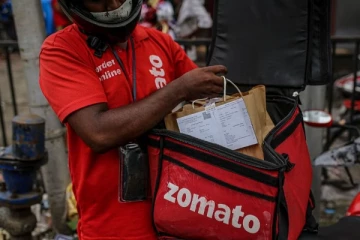 இனி இந்த 225 நகரங்களில் உணவு டெலிவரி கிடையாது - Zomato பகீர்!