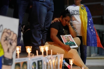 வெனிசுலாவில் புதிய மன்னிப்புச் சட்டத்தில் 3,200 அரசியல் கைதிகள் விடுதலை