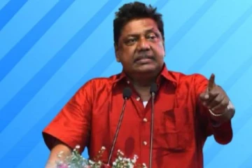 எம்.பி குமார் வெல்கம மீது இனந்தெரியாத குழுவினர் தாக்குதல்!
