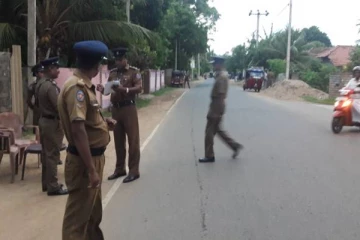 தமிழர் பகுதியில் ஆணும் பெண்ணும் அதிரடி கைது! பொலிஸாரிடம் சிக்கிய பொருள்