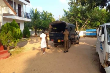 யாழில் தாய் தந்தையின் கொடூர செயலால் சிறுமி எடுத்த அதிரடி முடிவு