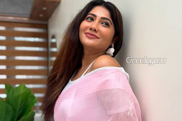 பிக்பாஸ் புகழ் ஜுலிக்கு கோலாகலமாக திருமணம் முடிந்தது... வாழ்த்தும் ரசிகர்கள் | Bigg Boss Fame Julie Gets Married