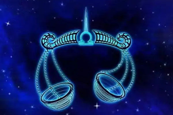 பணக்காரராக போகும் 3 ராசிக்காரர்கள் | 3 Zodiac Signs That Will Become Rich