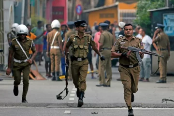 பயண கட்டுப்பாட்டில் சூதாட்டம் -  04 இலட்சத்து 15 ஆயிரம் ரூபாய் மீட்பு