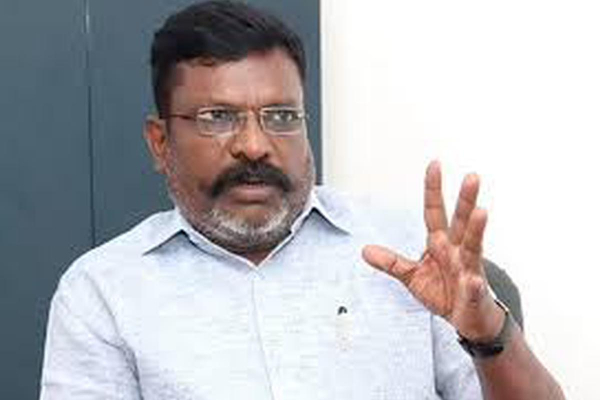 இப்படி அரசியலைத்தான் விஜய் செய்றாரு.. திருமா ஒரேபோடு! | Vijay Doing Usual Politics Says Thirumavalavan