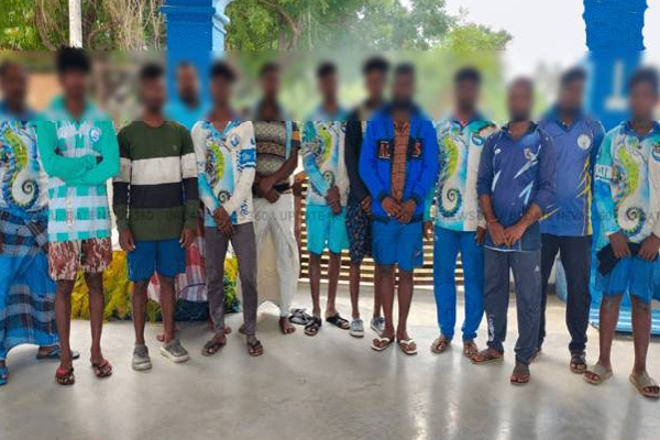 யாழில் கைதான இந்திய மீனவர்களுக்கு நேர்ந்த நிலை! | Indian Fishermen Arrested In Jaffna Prison