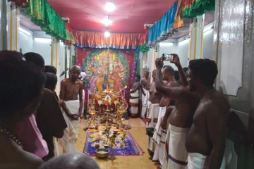 இலங்கையின் சின்னக்கதிர்காமம் எனப்போற்றப்படும் மண்டூர் கந்தசுவாமி ஆலயத்தின் வருடாந்த மஹோற்சவம் (Photos)