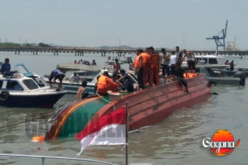 බිහිසුණු බෝට්ටුව අනතුරක්, 18ක් අතුරුදන්