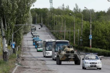சிறைபிடிக்கப்பட்ட உக்ரைன் படையினர் ரஷ்யாவிற்கு அழைத்து செல்லப்பட்டுள்ளதாக தகவல்