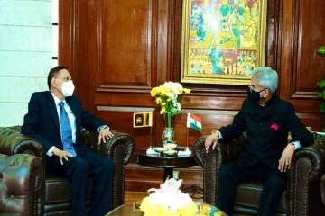 இந்திய வெளியுறவு அமைச்சரைச் சந்தித்த ஜீ.எல்.பீரிஸ்