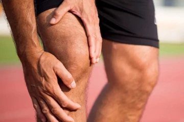 முட்டிவலி வருவதைத் தடுக்கனுமா? இந்த உடற்பயிற்சியை மறக்கமால் செய்து வாங்க!