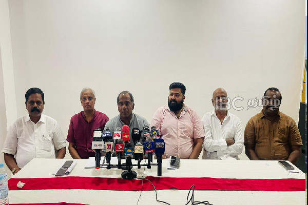 நாடாளுமன்ற உறுப்பினர்களின் ஒன்றிணைவு மகிழ்ச்சியளிக்கின்றது. - டக்ளஸ் பெருமிதம் | Jaffna Tamil Fishers Indian Crisis Douglas Speech