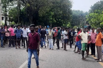 யாழ்ப்பாணம், திருகோணமலை பகுதிகளில் எரிபொருள் கோரி பொதுமக்கள் போராட்டம் (VIDEO)