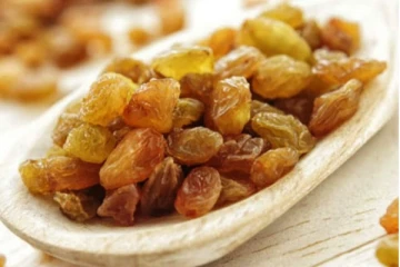 வெறும் 5 உலர் திராட்சையை இரவில் தூங்கும் முன் சாப்பிட்டால் கிடைக்கும் நன்மைகள்! இவ்வளவா?