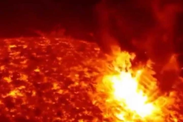 සූර්යයාගේ කොටසක් වෙන්ව යයි - විද්‍යාඥයින්ගේ දැඩි අවධානය..