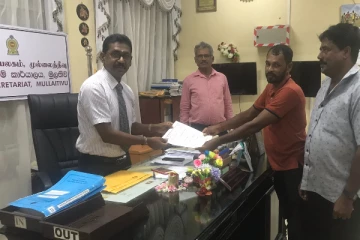 முல்லைத்தீவில் தமிழ் கிராமம் ஒன்றினை முஸ்லீம் வட்டாரத்துடன் இணைத்தமைக்கு எதிர்ப்பு! (Photos)