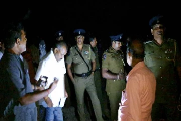 யாழில் நிலவும் பதற்றம் : போராட்டக்காரர்களை அச்சுறுத்தும் பொலிஸார்!