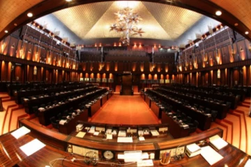 அமைச்சர்களின் கல்வித் தகுதிகளால் தொடரும் சர்ச்சைகள்