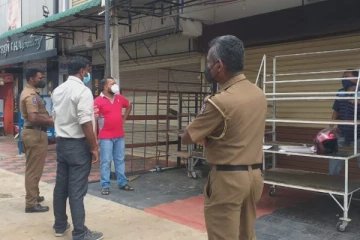 வவுனியாவில் பிரபல சுப்பர் மார்க்கட் உட்பட 5 வியாபார நிலையங்கள் தனிமைப்படுத்தலில்