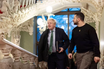 கொன்றுவிடுவேன் பொரிஸ் ஜோன்சனை மிரட்டிய புடின்; கிரெம்ளின் மறுப்பு !