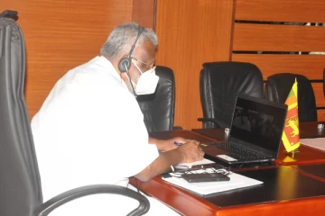 இலங்கைக்குள் அத்துமீறி மீன்பிடிப்பதை உடன் நிறுத்துக! - தமிழக உறவுகளிடம் டக்ளஸ் வேண்டுகோள்