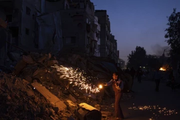 போருக்கு மத்தியிலும் ரமலானை வரவேற்கத் தயாரான காசா மக்கள்!