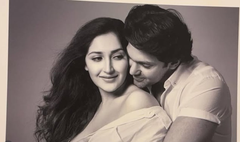 நட்சத்திர ஜோடி ஆர்யா-சயீஷாவின் சில அழகிய புகைப்படங்கள் பார்க்கலாம் வாங்க 7 Gallery