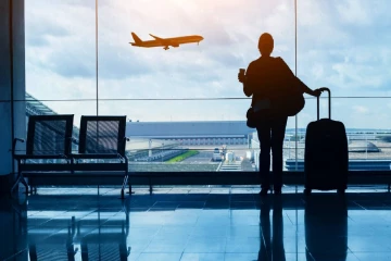 போர் அச்சத்திலும் நாடு திரும்ப மறுக்கும் இலங்கையர்கள்