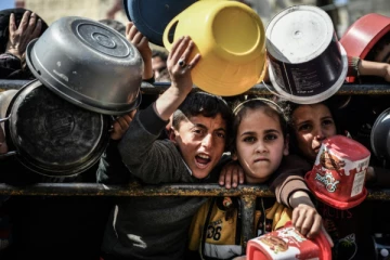 48 மணி நேரத்தில் 14,000 குழந்தைகள் உயிரிழக்கும் அபாயம் - காசாவின் நிலை குறித்து ஐ.நா கவலை