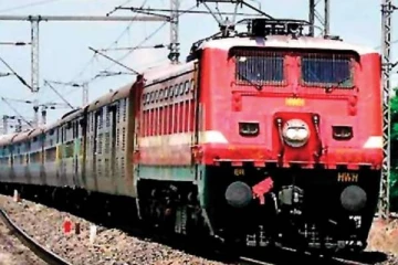 ரயிலில் அசுத்தமான கழிப்பறை.., வழக்கு தொடர்ந்த பயணிக்கு ரூ.30,000 இழப்பீடு வழங்க உத்தரவு