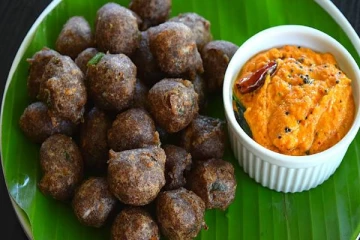 10 நிமிடத்தில் சுவையான ராகி போண்டா ரெடி.. ரெசிபி தெரிஞ்சிக்கோங்க