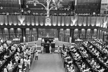 විදුලිබිල වැඩි කරනවද නැද්ද..? පාර්ලිමේන්තු මත ගැටුම..