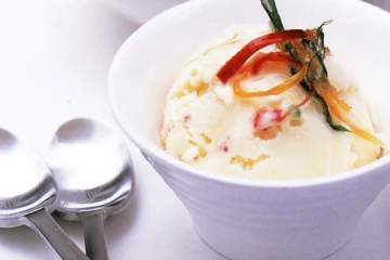 இலங்கையில் உற்பத்தி செய்யப்பட்டுள்ள மிளகாய் ஐஸ்கிரீம்