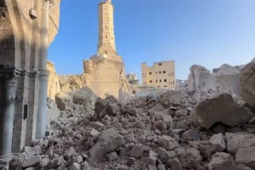 காசாவில் 1500 ஆண்டுகால கட்டடத்தை தகர்த்தது இஸ்ரேல்