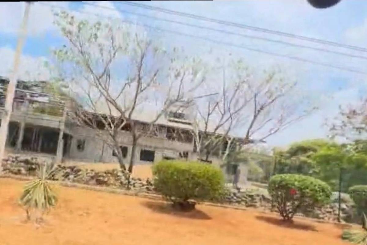 யாழ் வலி.வடக்கில் வேகமெடுக்கும் இராணுவ வைத்தியசாலை கட்டுமானம் ; மக்கள் அதிருப்தி | Construction Army Hospital Valikamam North Gathers