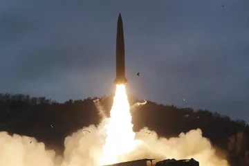 ஒரே நாளில் 2 ஏவுகணை சோதனை நடத்திய வடகொரியா!