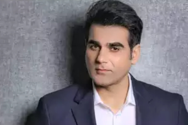 56 வயதில் இரண்டாம் திருமணம் செய்யும் பிரபல நடிகர்! விமர்சிக்கும் நெட்டிசன்கள் | Arbaaz Khan Second Marriage At Age 56