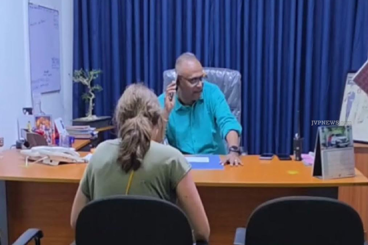 சிங்கமலை வனப்பகுதியில் சிக்கித்தவித்த வெளிநாட்டு மாணவி பத்திரமாக மீட்பு | Foreign Student Rescued Singamalai Forest Area சிங்கமலை வனப்பகுதியில் சிக்கித்தவித்த வெளிநாட்டு மாணவி பத்திரமாக மீட்பு | Foreign Student Rescued Singamalai Forest Area