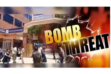 7 பள்ளிகளுக்கு வெடிகுண்டு மிரட்டல் - ஷாக்கான நிர்வாகம் - மாணவர்கள் உடனடி வெளியேற்றம்