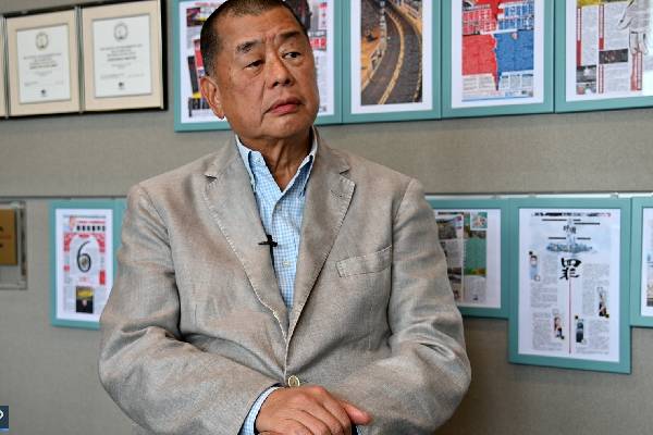 வெளிநாட்டில் தேசிய பாதுகாப்பு குற்றங்களில் குற்றவாளி... சதி வலையில் பிரித்தானியா கோடீஸ்வரர் | Briton Jimmy Lai Found Guilty