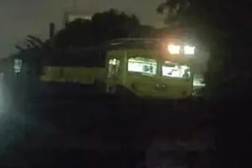 யாழ்தேவி தொடருந்து தடம்புரள்வு!