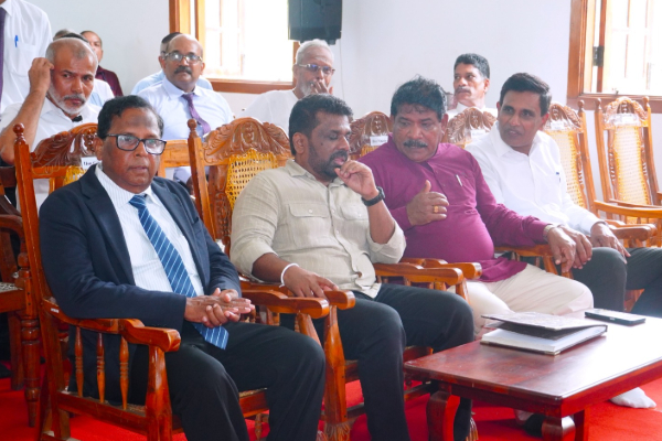 யாழ் பொதுநூலக இணையத்தளம் ஐனாதிபதியால் தொடக்கிவைப்பு | Jaffna Public Library Website Launched President