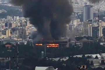 ஈரானிய அரச வானொலி நிலையத்தின் மீது தாக்குதல்!