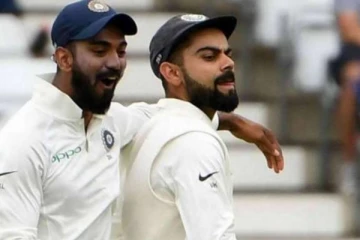 கோலி எப்போ போவருன்னு, இந்த ரெண்டு பேரும் வெயிட் பண்ணீருப்பாங்க போல : பாக்., முன்னாள் வீரர் காட்டம்