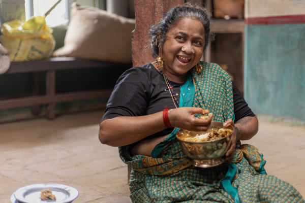 தாய் கிழவி திரை விமர்சனம் | Thaai Kizhavi Review