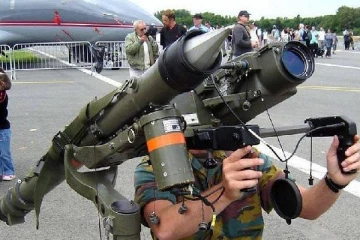 பிரான்சின் Mistral வான் பாதுகாப்பு அமைப்பை வாங்கும் உக்ரைனின் அண்டை நாடு