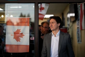 உணவு விடுதியில் கனடா பிரதமரை சுற்றிவளைத்த பாலஸ்தீன ஆதரவாளர்கள்