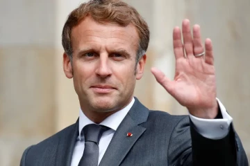 உக்ரைனுக்கு புறப்படும் பிரான்ஸ் அதிபர்