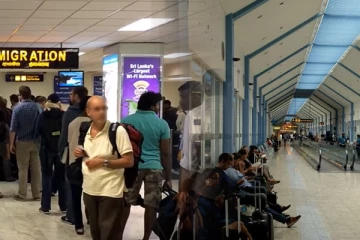 வெளிநாட்டிலிருந்து வந்தவர் கட்டுநாயக்க விமான நிலையத்தில் திடீர் மரணம்